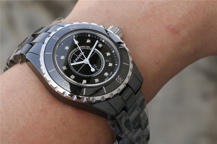 香奈儿J12系列H1625重置加强版精仿手表